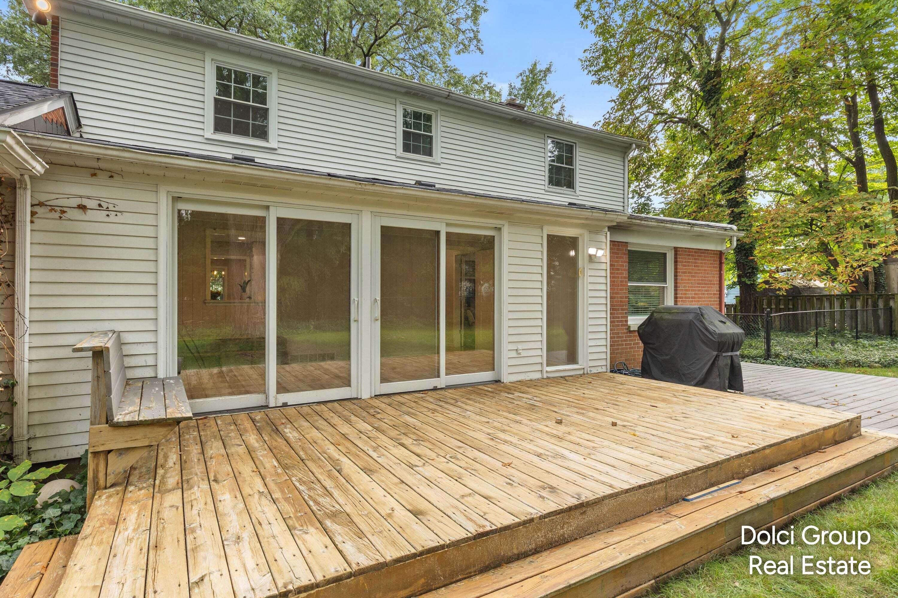 2115 Romence Street NE Grand Rapids MI 49503
