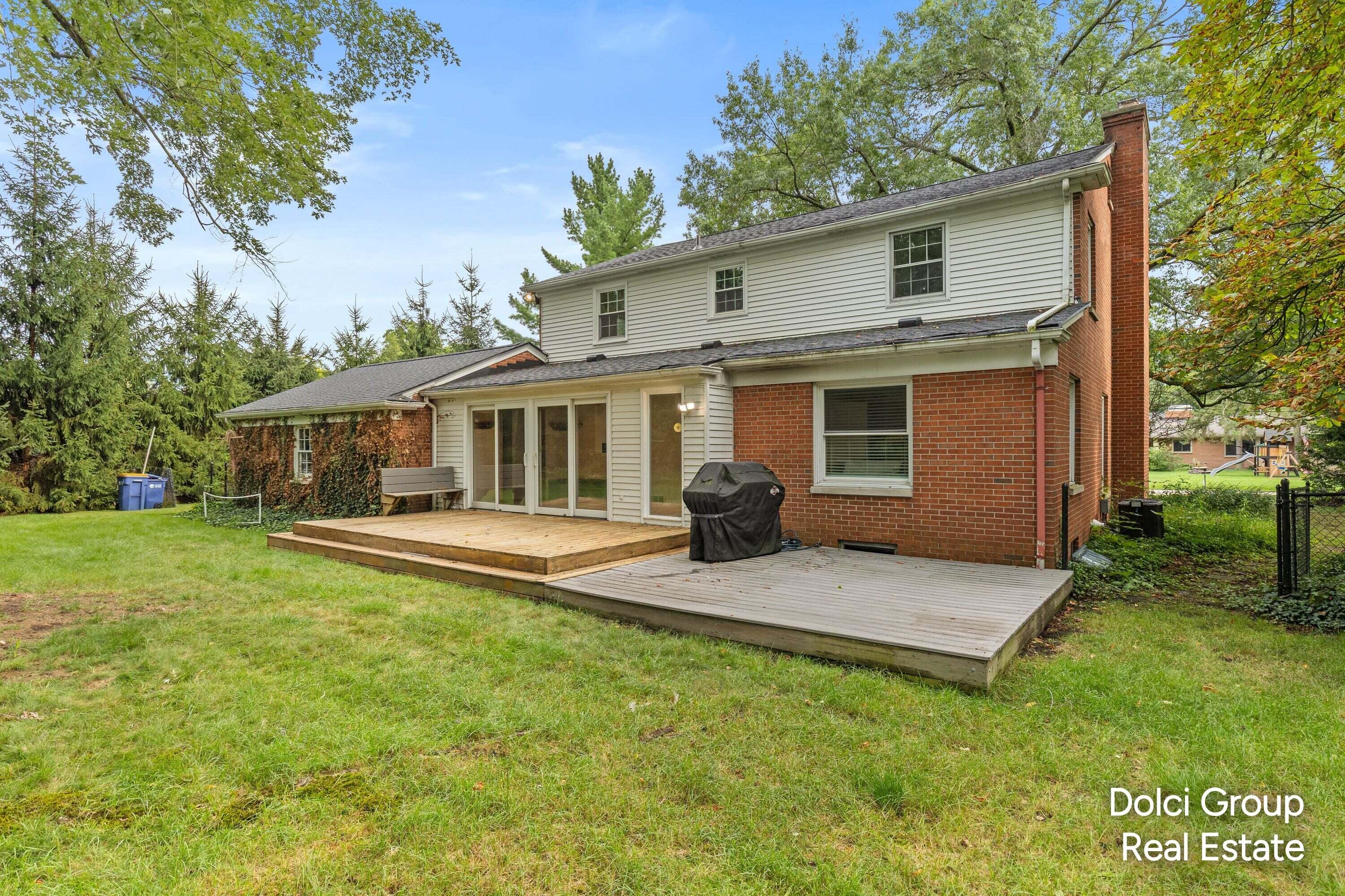 2115 Romence Street NE Grand Rapids MI 49503