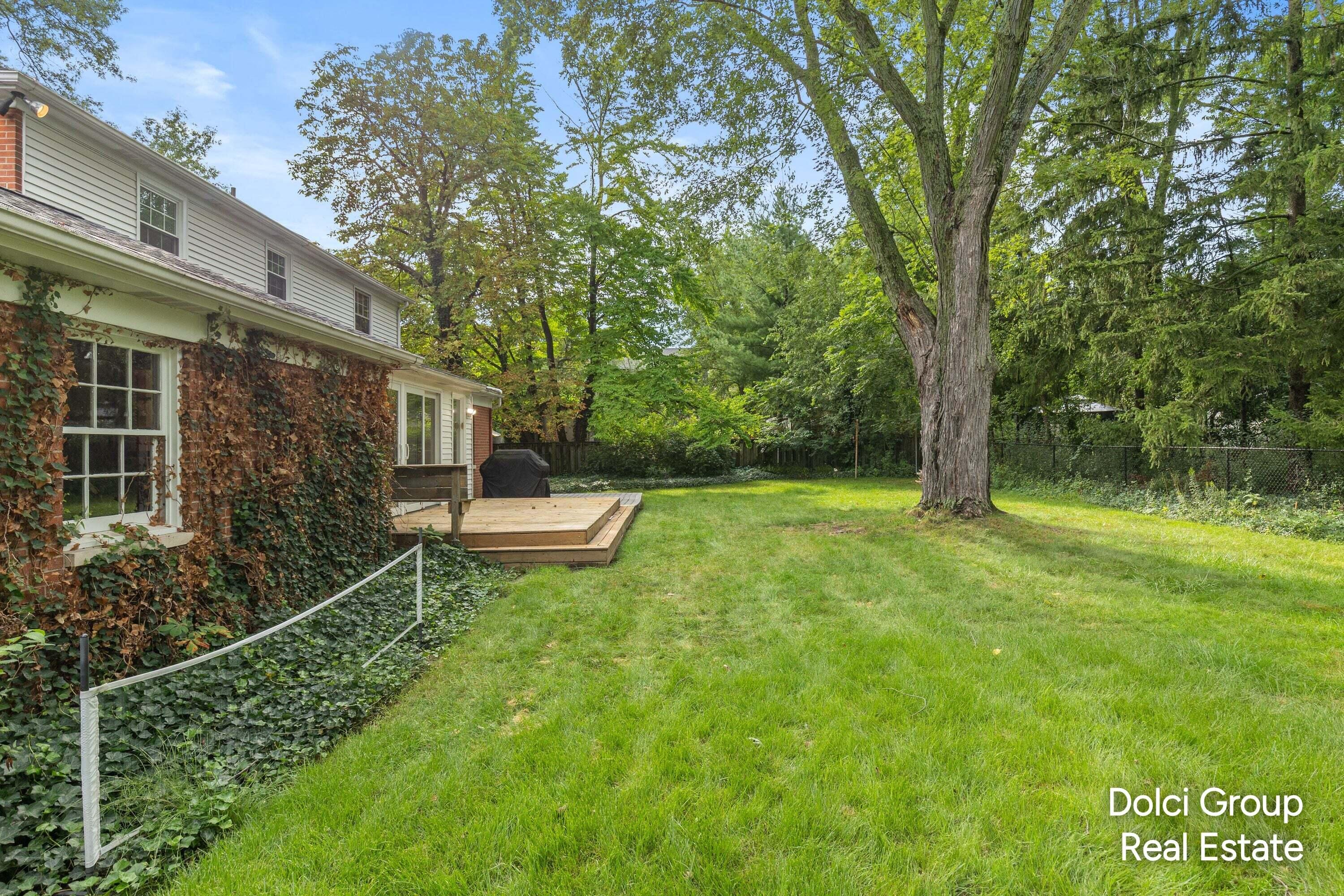 2115 Romence Street NE Grand Rapids MI 49503