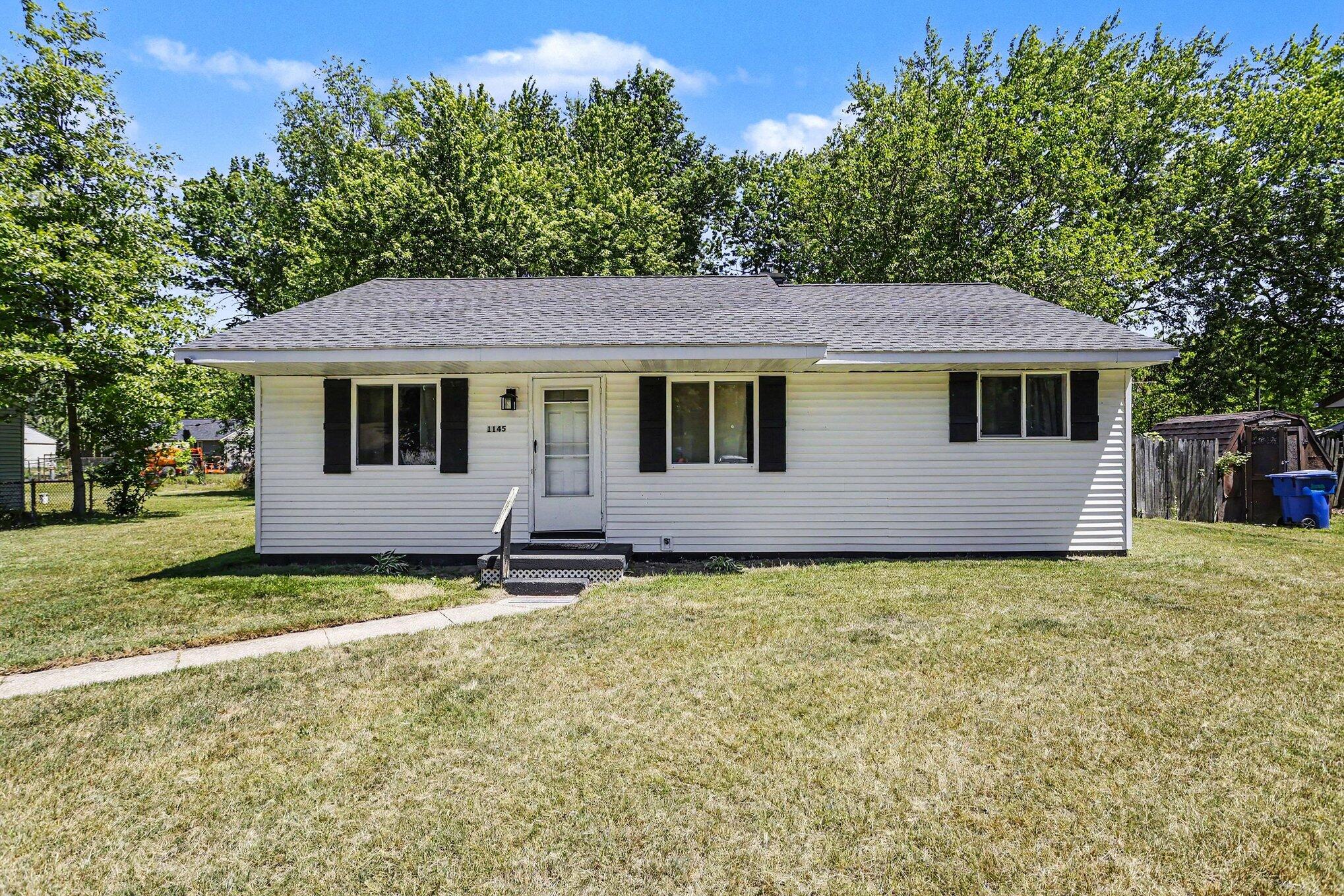 1145 Beverly Court Benton Harbor MI 49022