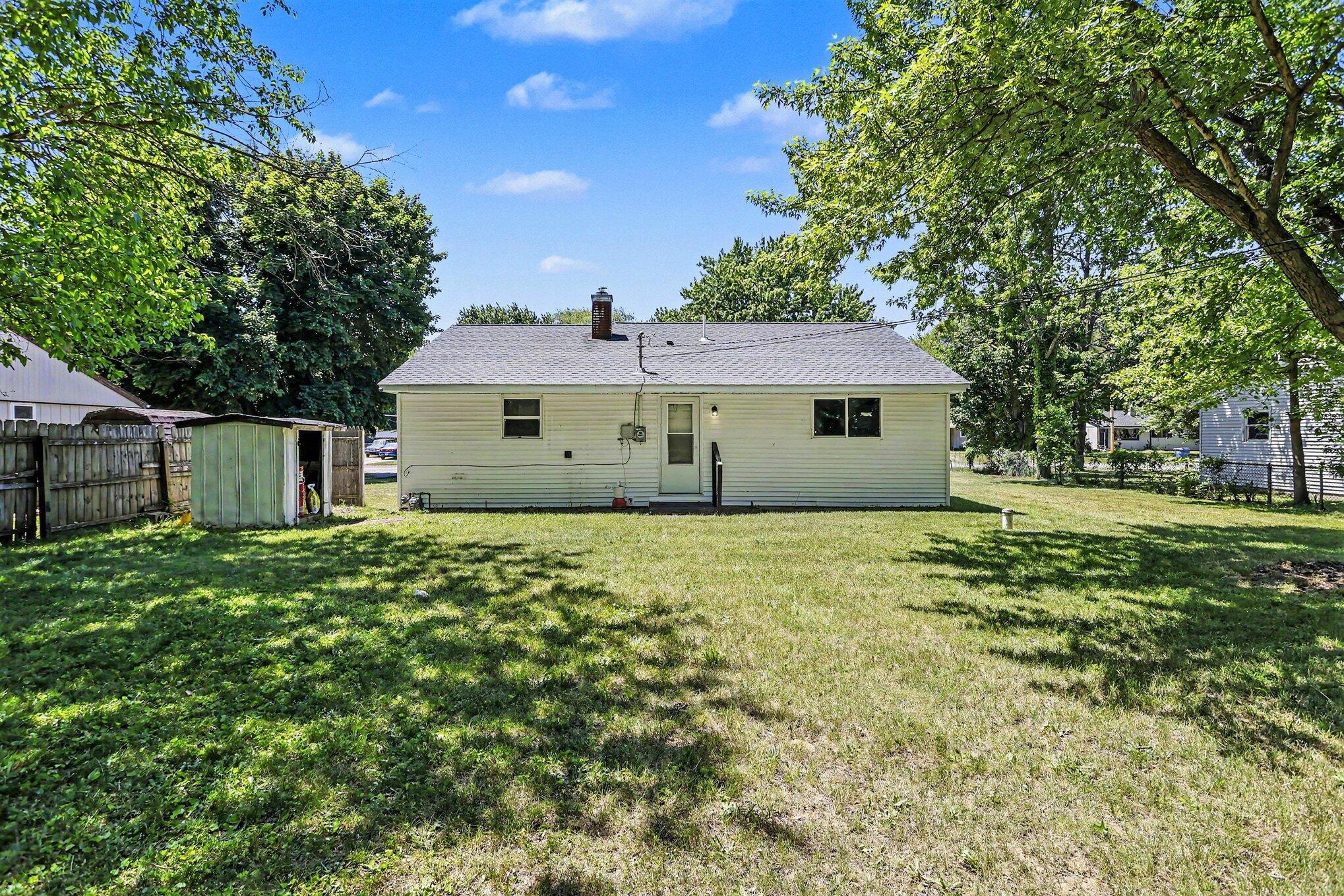 1145 Beverly Court Benton Harbor MI 49022