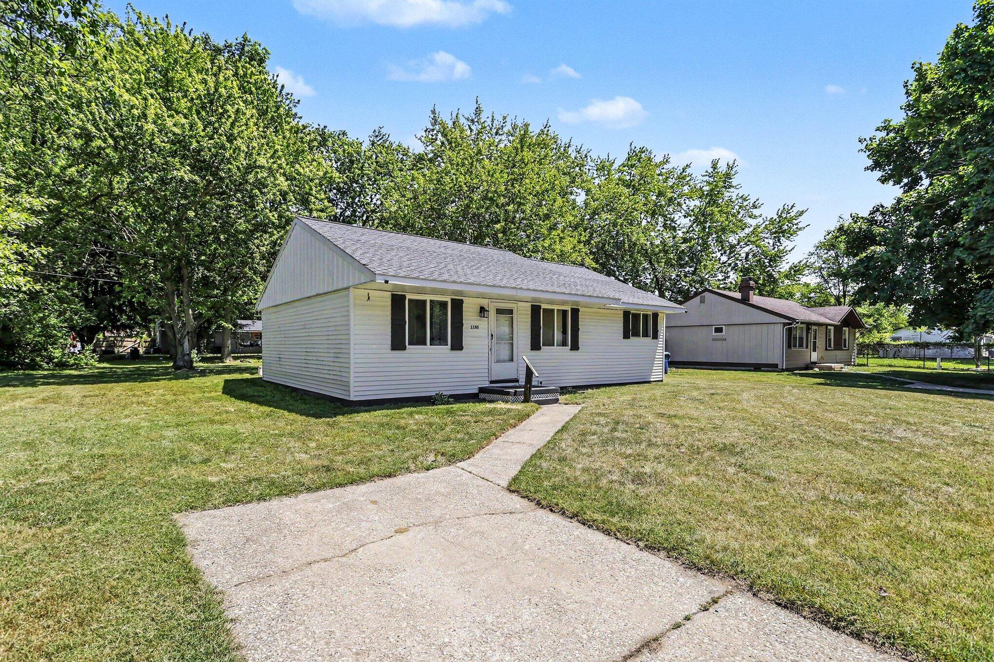 1145 Beverly Court Benton Harbor MI 49022