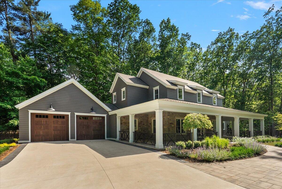 317 N Lakeshore Avenue Holland MI 49424