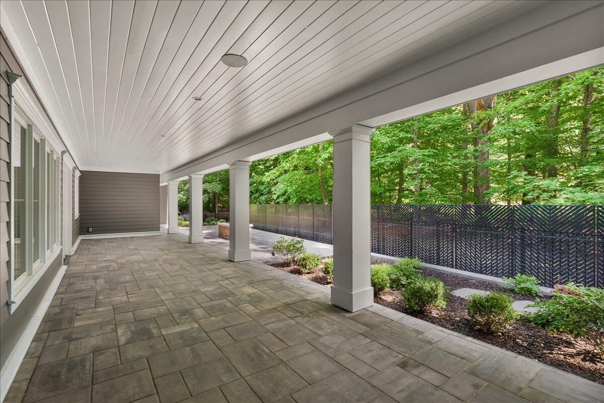 317 N Lakeshore Avenue Holland MI 49424