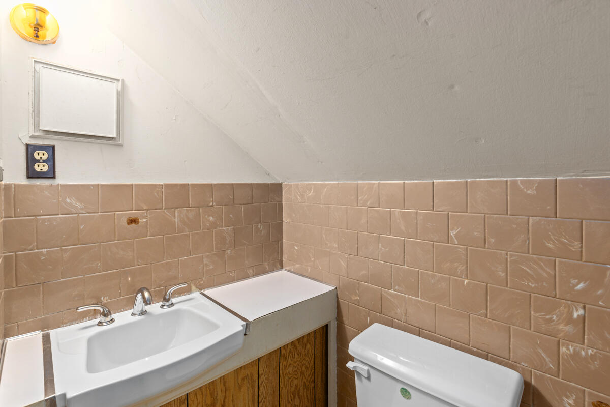 1119 Columbus Avenue Grand Haven MI 49417