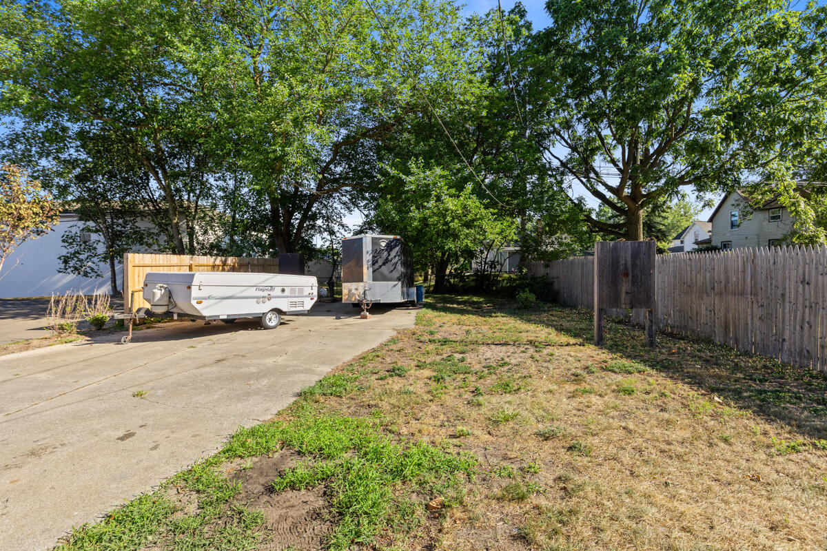 1119 Columbus Avenue Grand Haven MI 49417