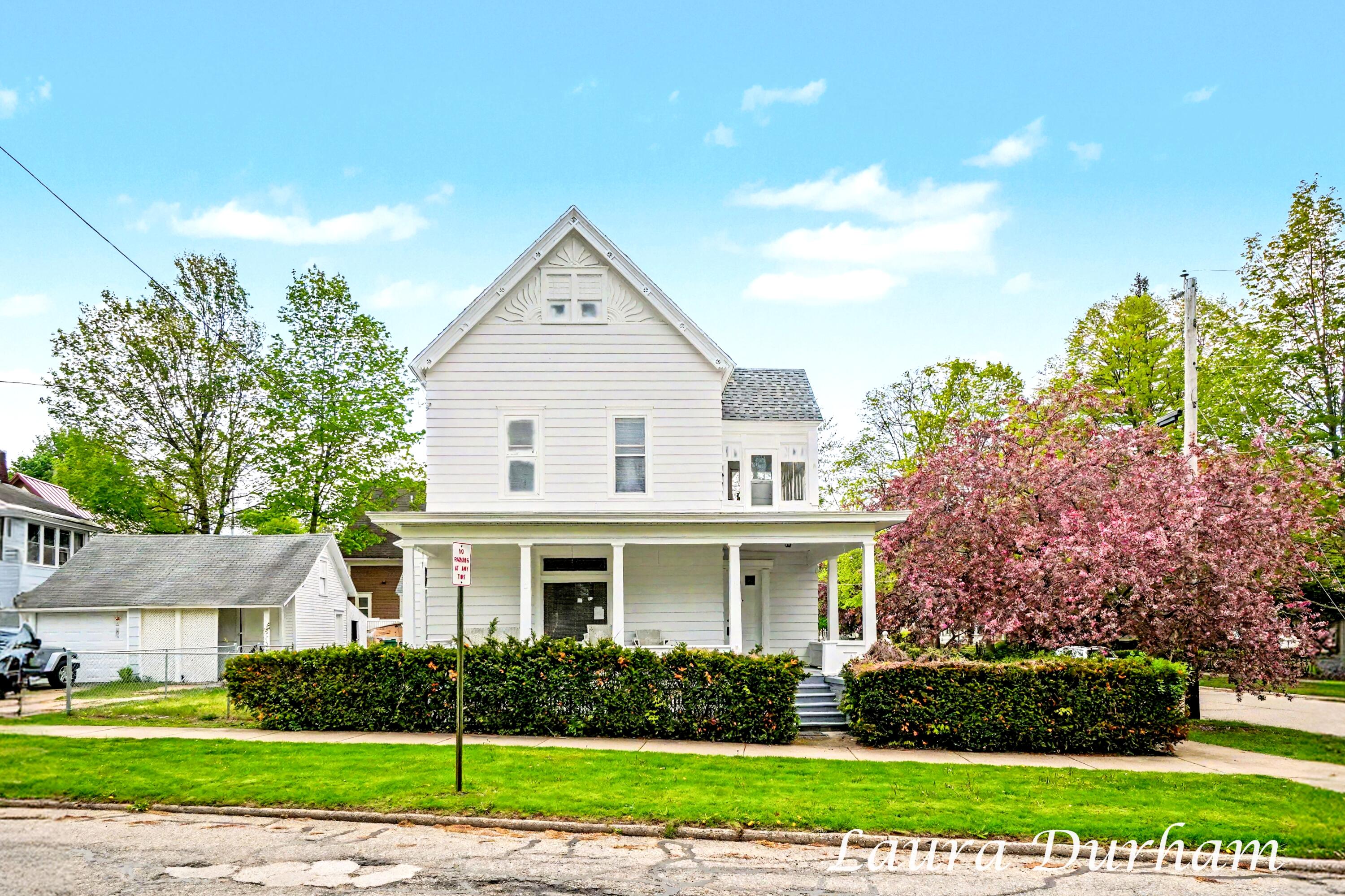 223 N Walnut Street Allegan MI 49010