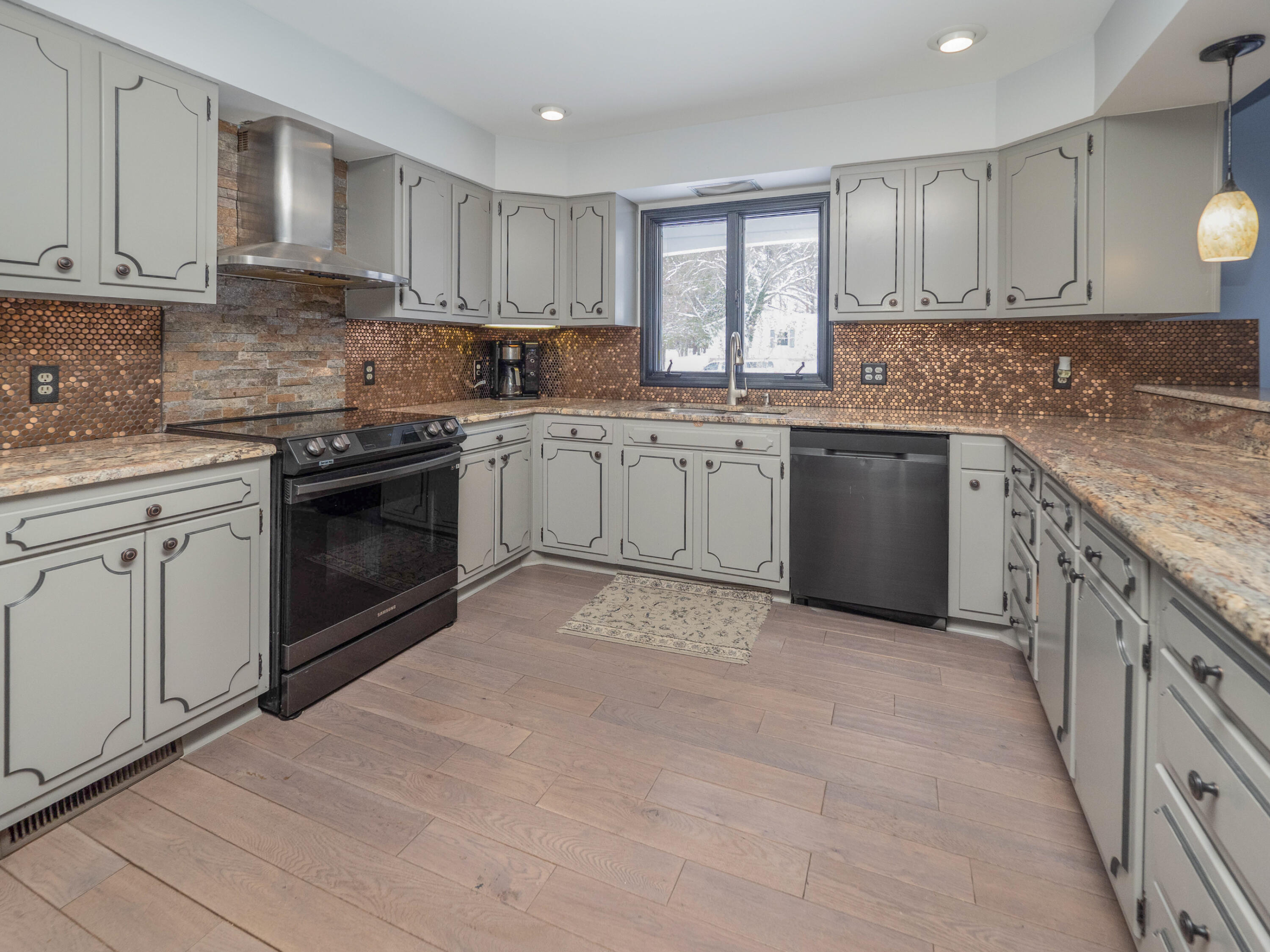 2134 Sycamore Lane Kalamazoo MI 49008