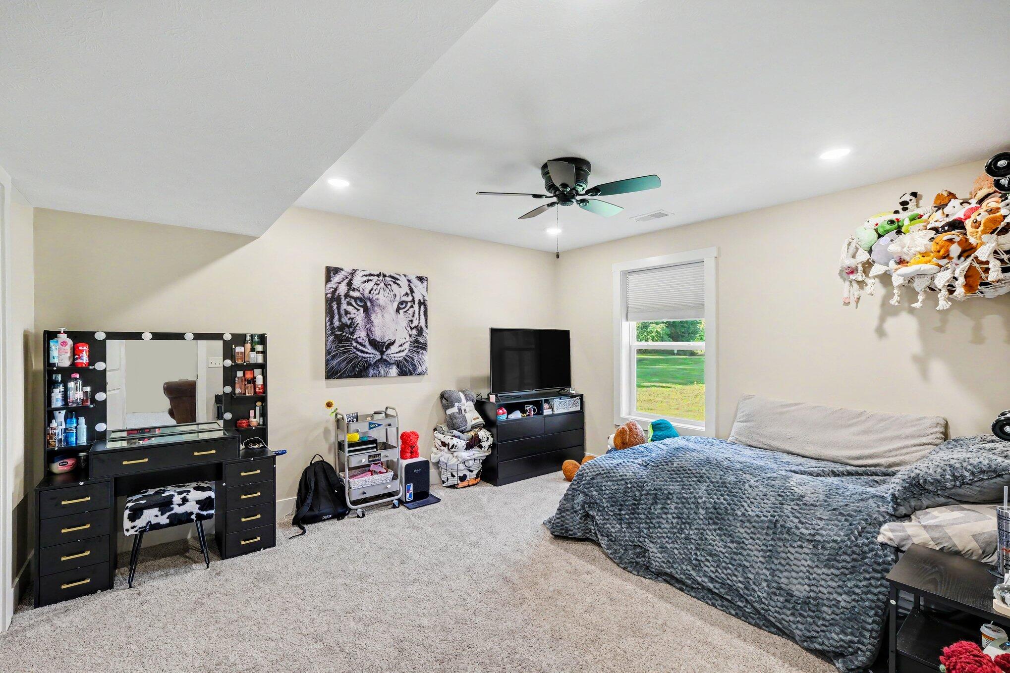 7816 Woodhurst Drive NE Rockford MI 49341