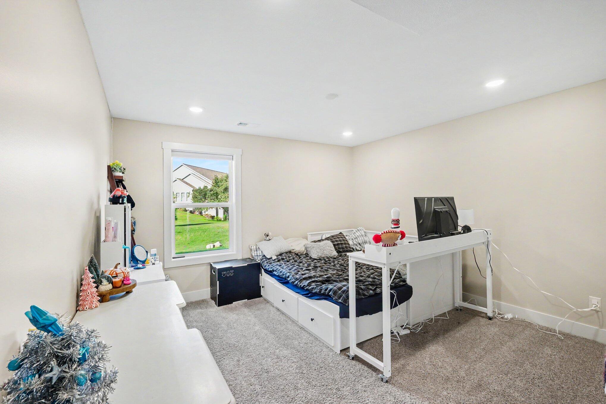 7816 Woodhurst Drive NE Rockford MI 49341