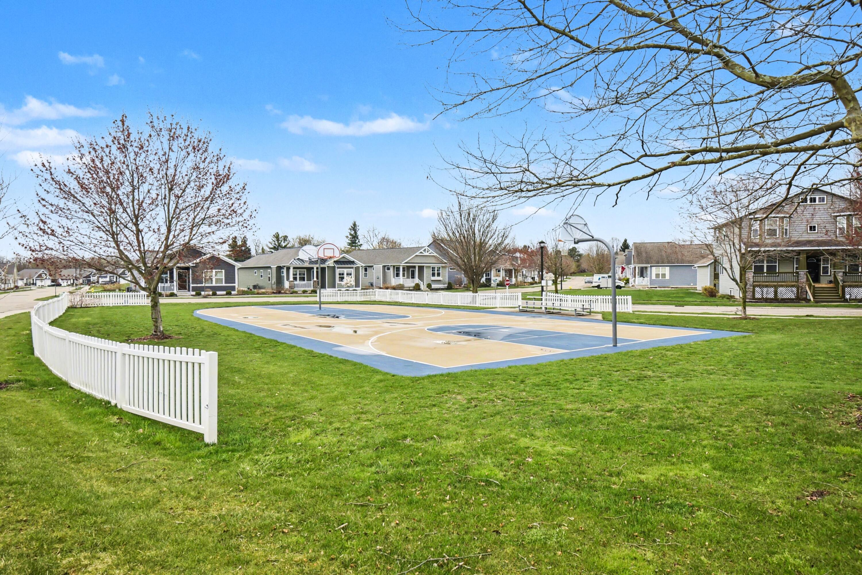 4355 Astoria Avenue SE Grand Rapids MI 49512