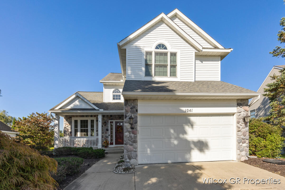 1041 Dogwood Meadows Drive SE Ada MI 49301