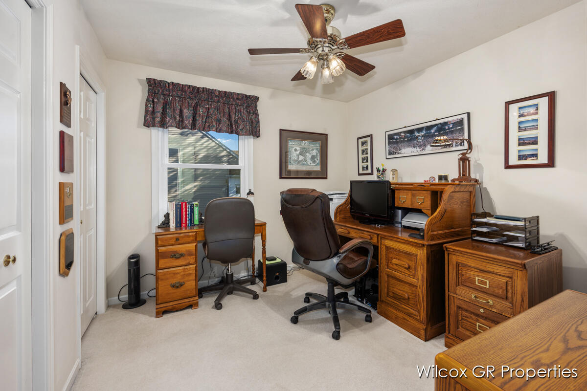 1041 Dogwood Meadows Drive SE Ada MI 49301