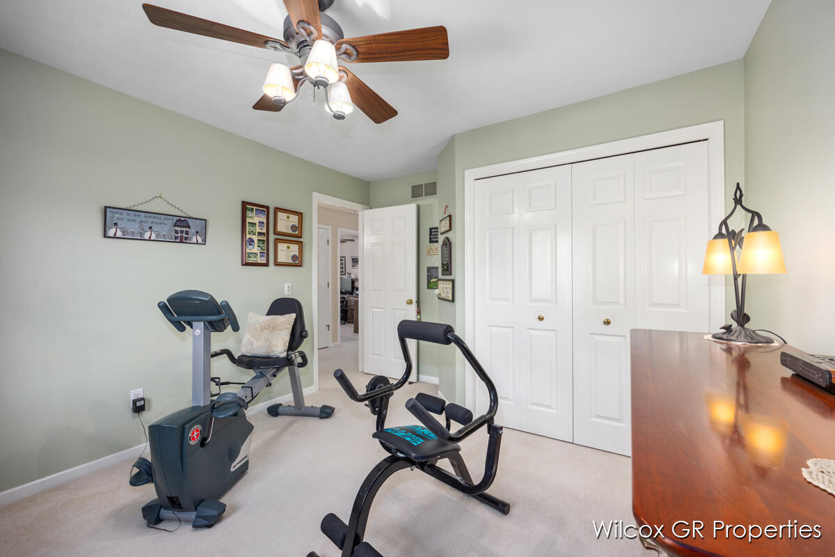 1041 Dogwood Meadows Drive SE Ada MI 49301