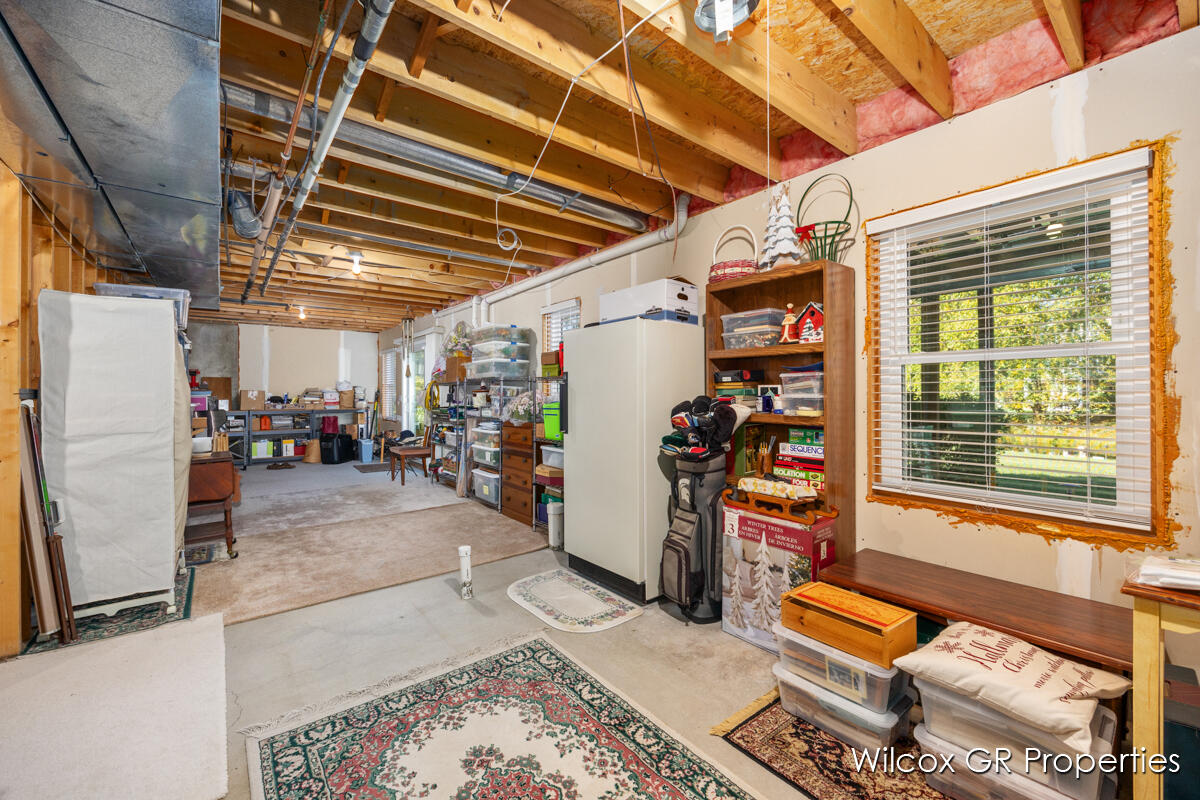 1041 Dogwood Meadows Drive SE Ada MI 49301