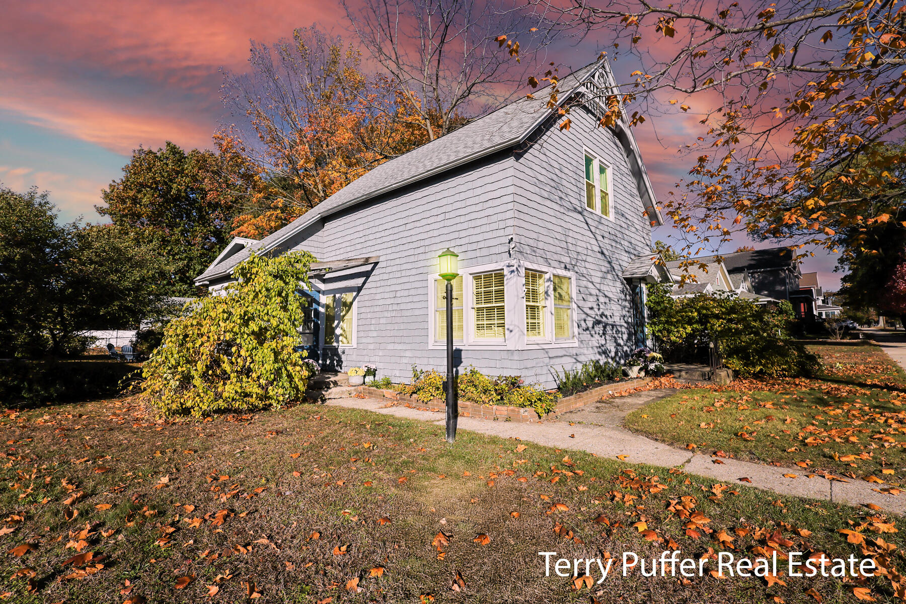 305 N Robert Street Ludington MI 49431