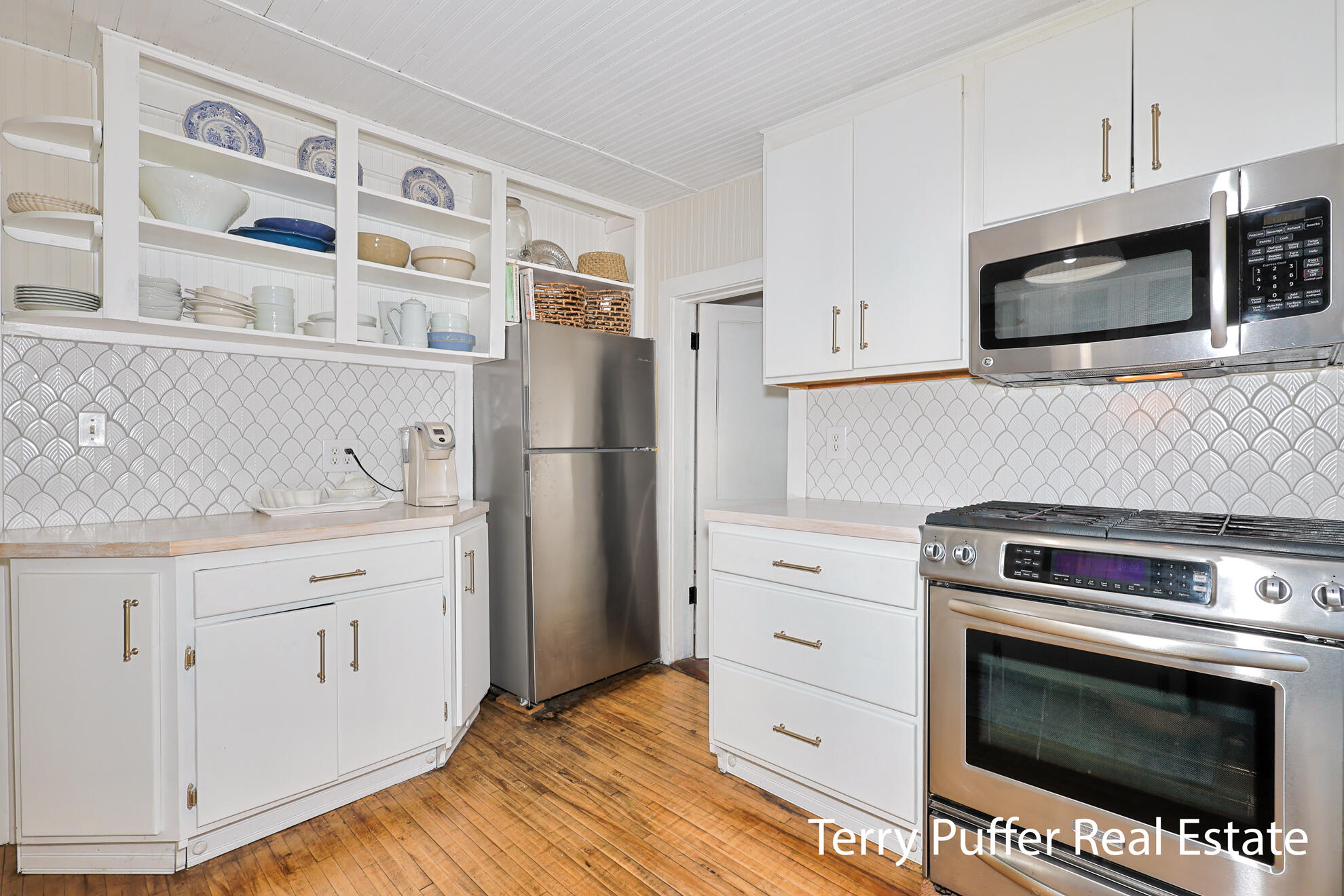 305 N Robert Street Ludington MI 49431