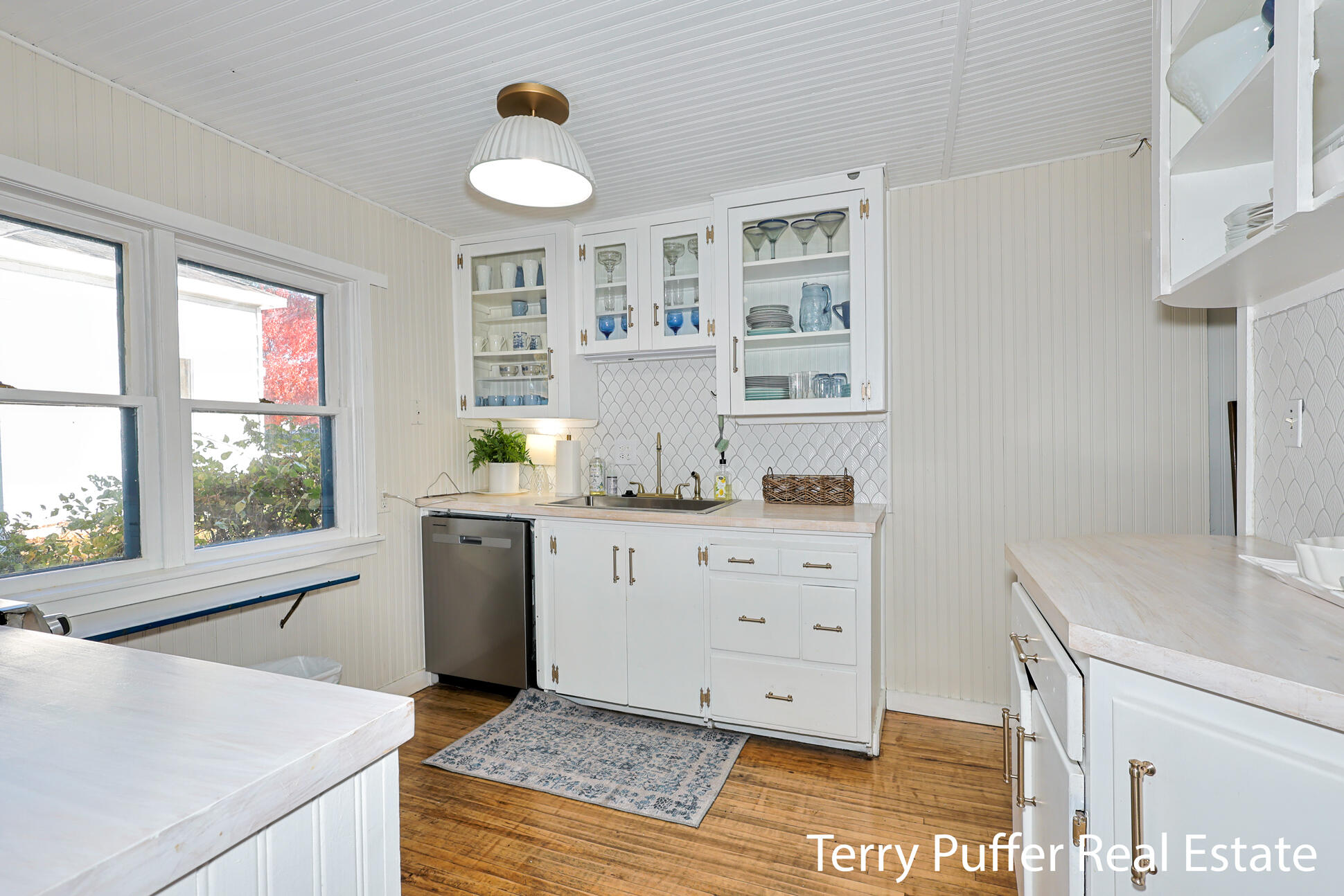 305 N Robert Street Ludington MI 49431