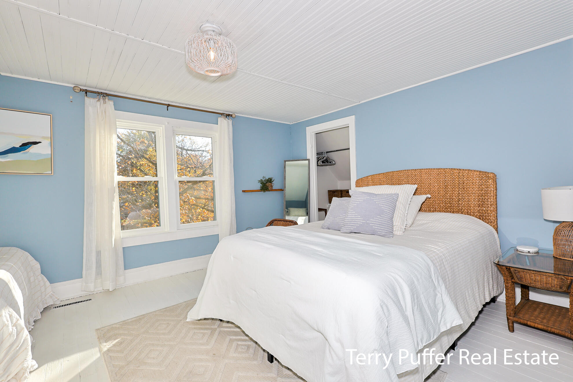 305 N Robert Street Ludington MI 49431