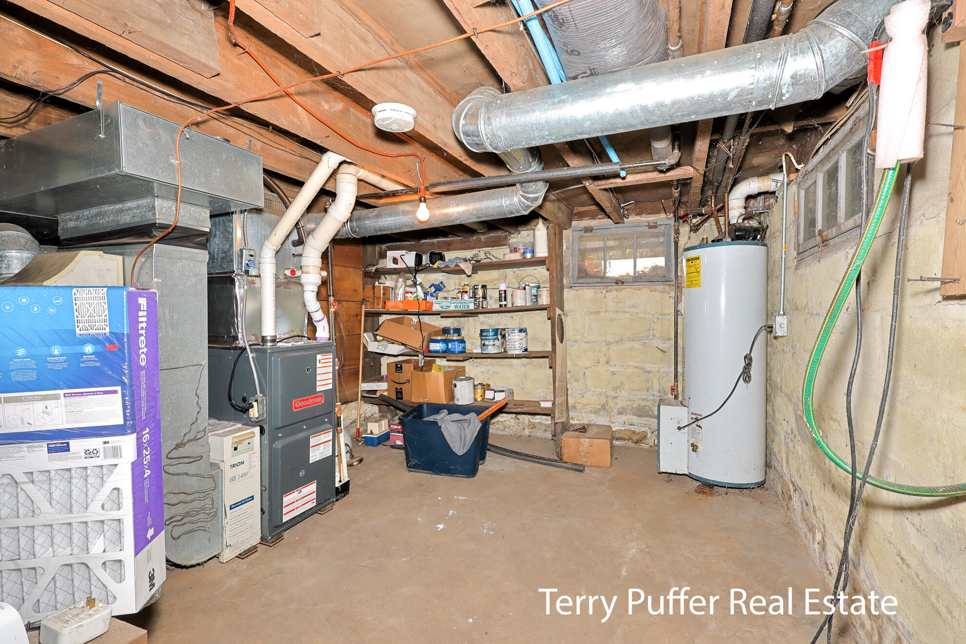 305 N Robert Street Ludington MI 49431
