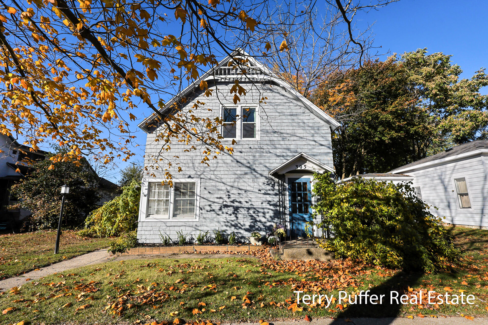 305 N Robert Street Ludington MI 49431