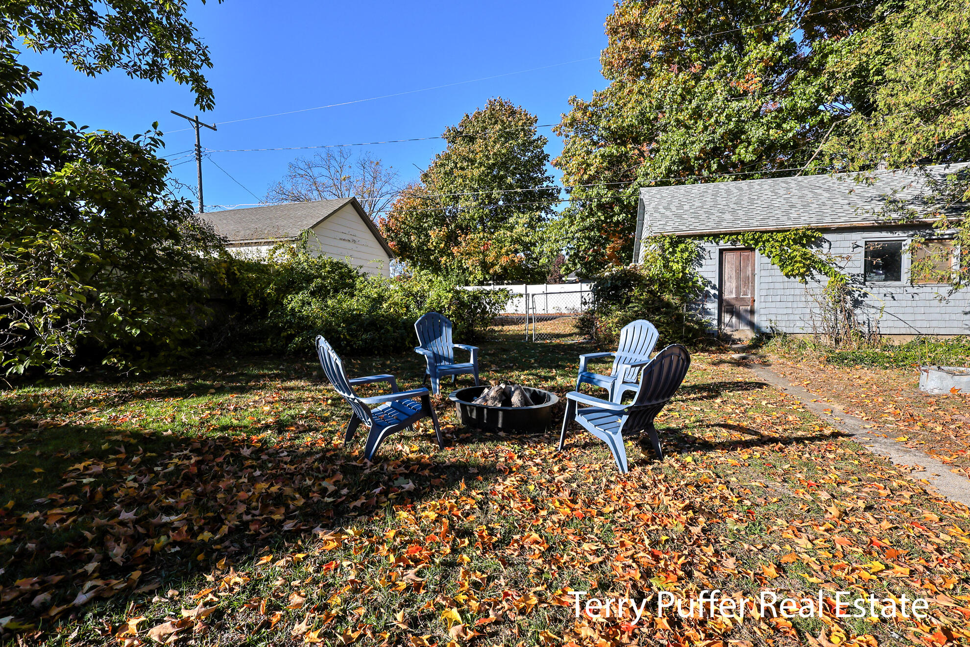 305 N Robert Street Ludington MI 49431