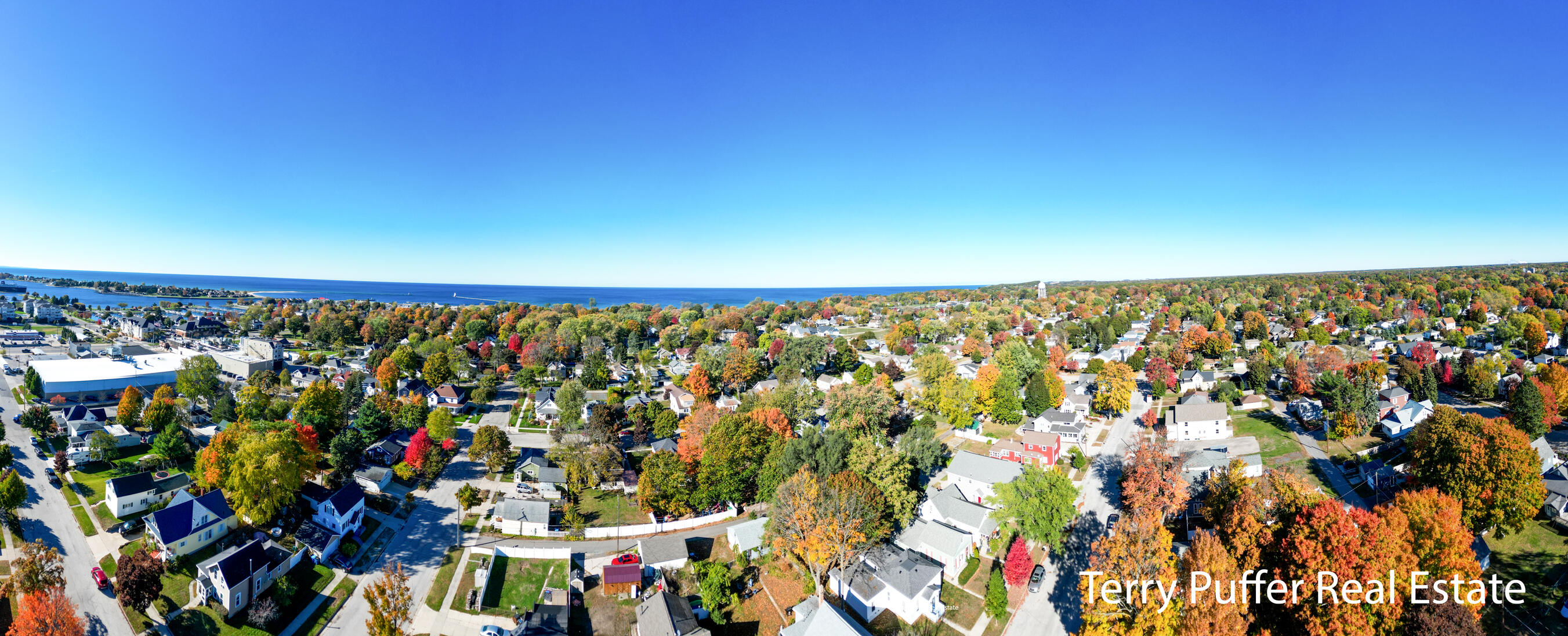 305 N Robert Street Ludington MI 49431