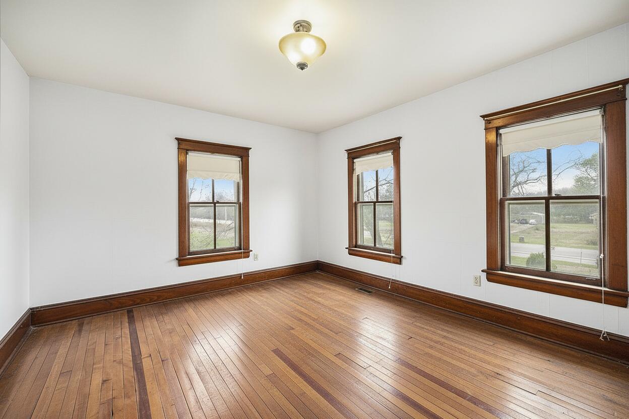 5233 124th Avenue Fennville MI 49408