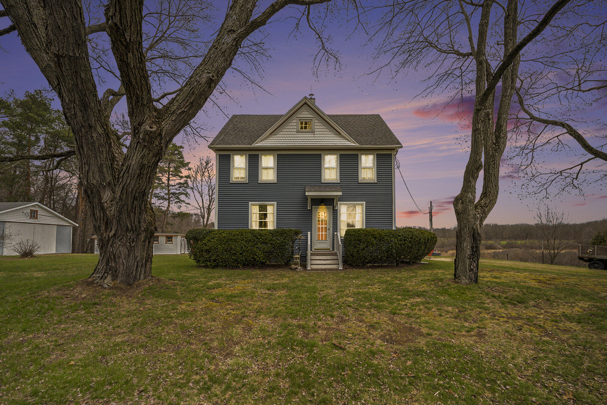 5233 124th Avenue Fennville MI 49408