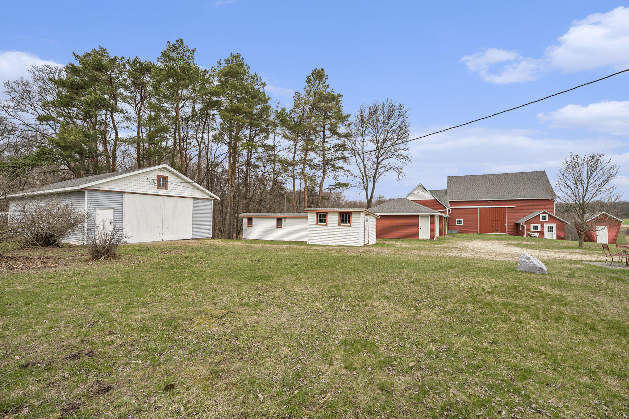 5233 124th Avenue Fennville MI 49408