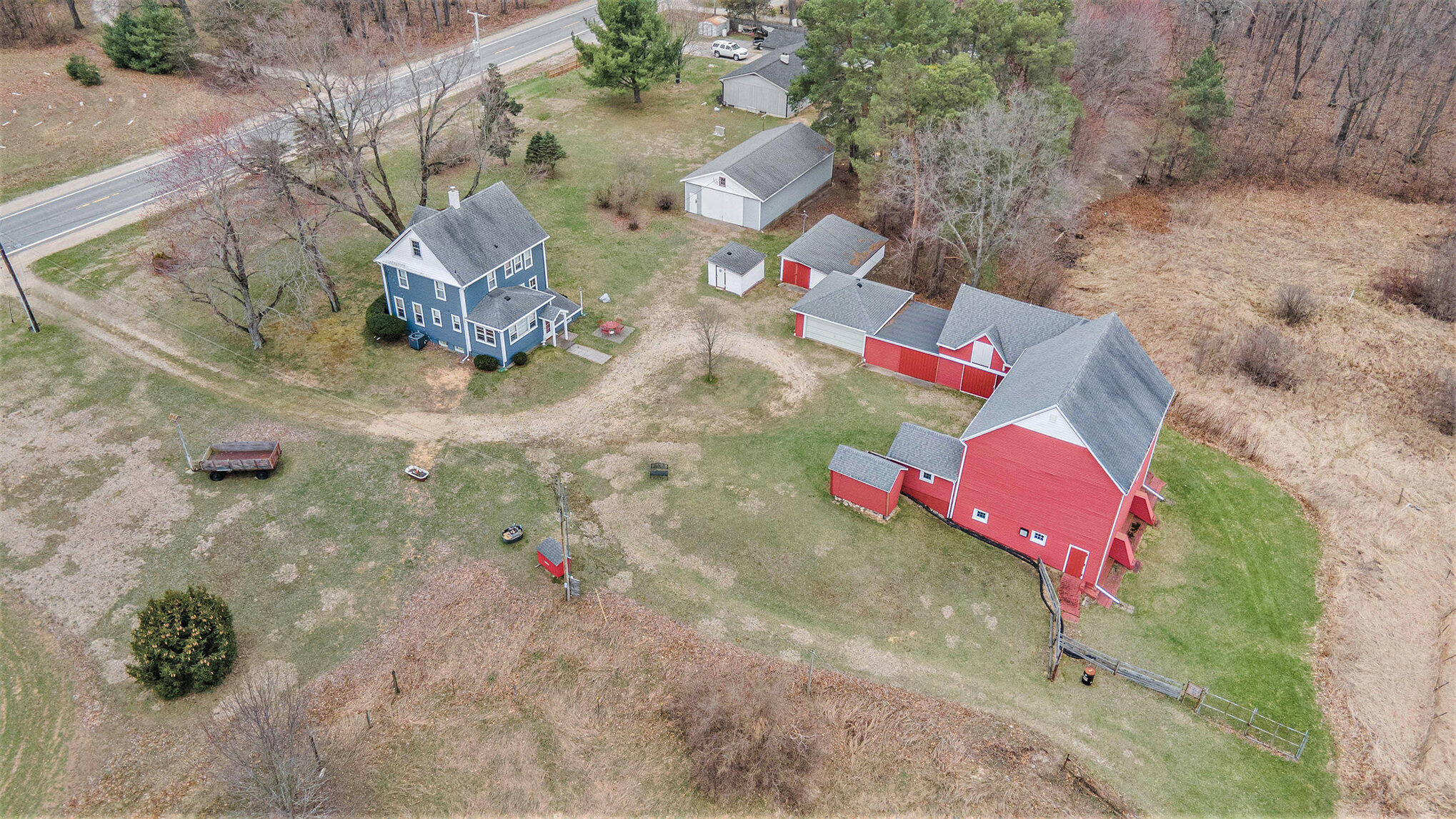 5233 124th Avenue Fennville MI 49408