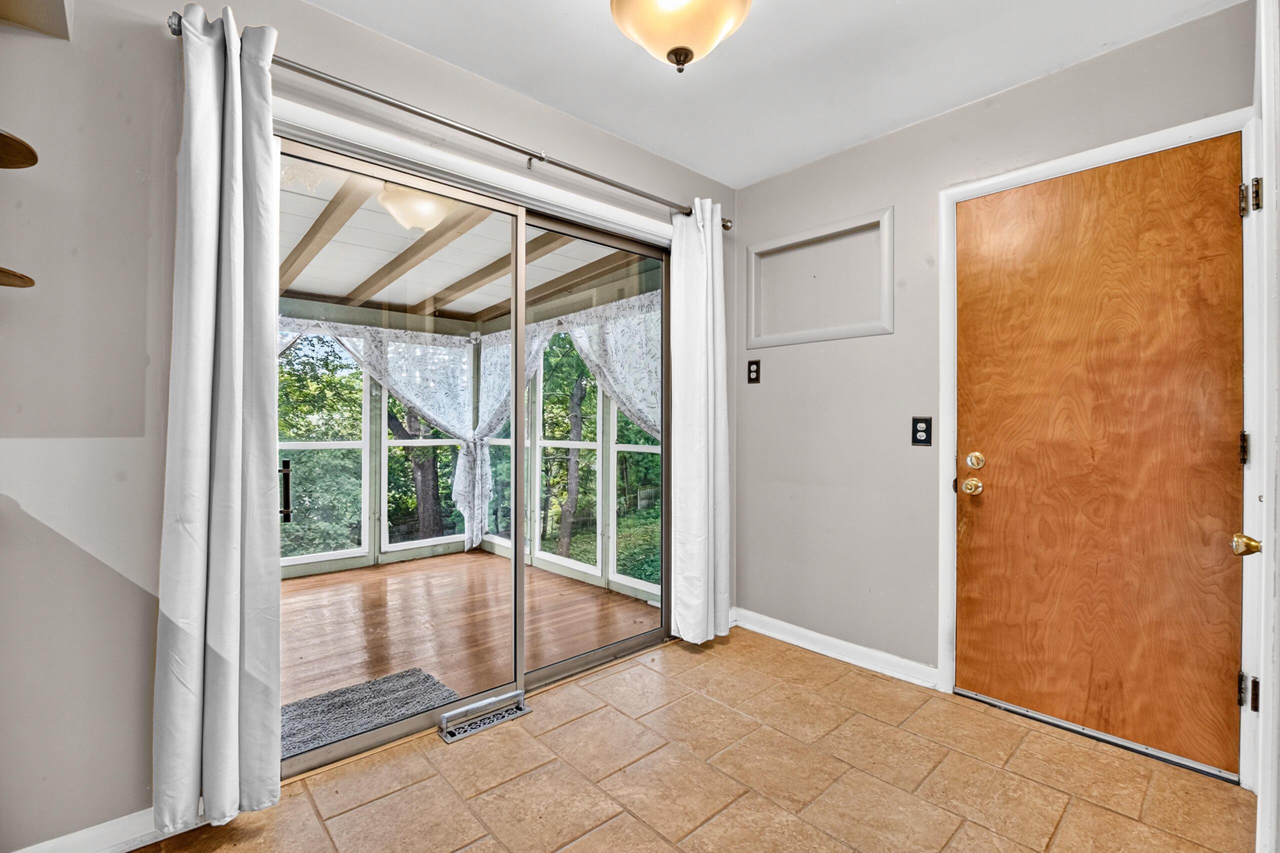 118 S Lauderdale Drive Kalamazoo MI 49006