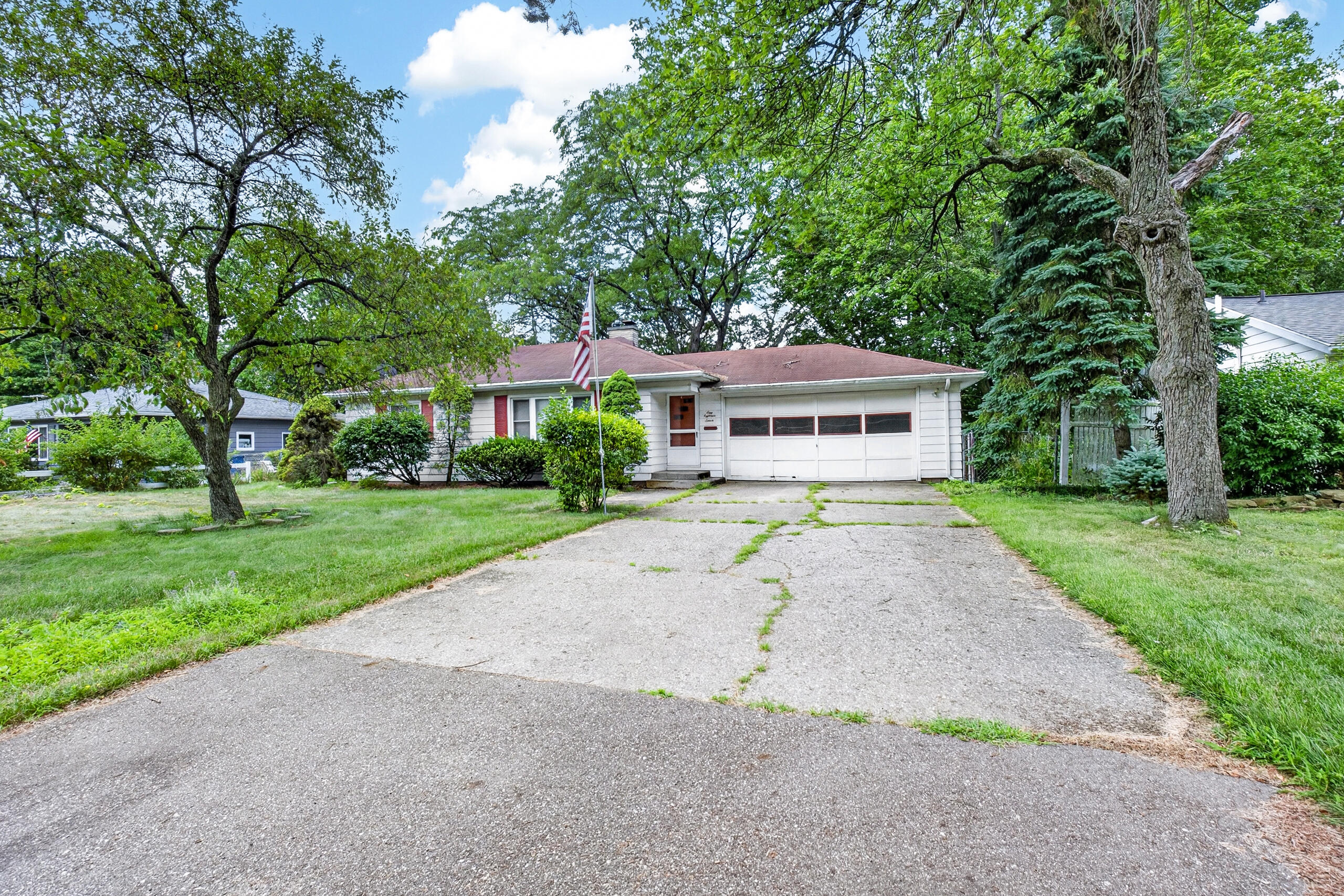 118 S Lauderdale Drive Kalamazoo MI 49006