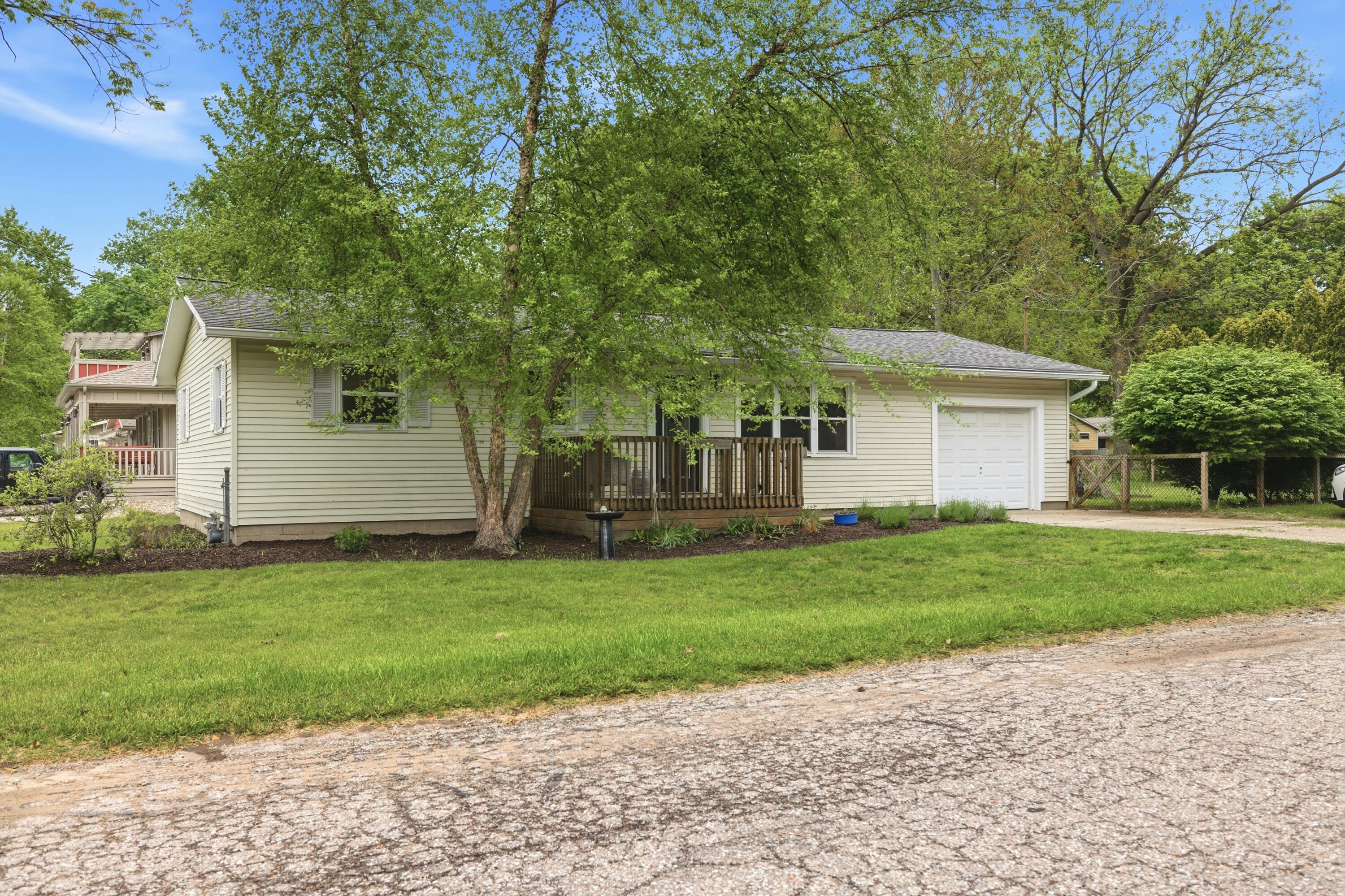 403 S Smith Street New Buffalo MI 49117