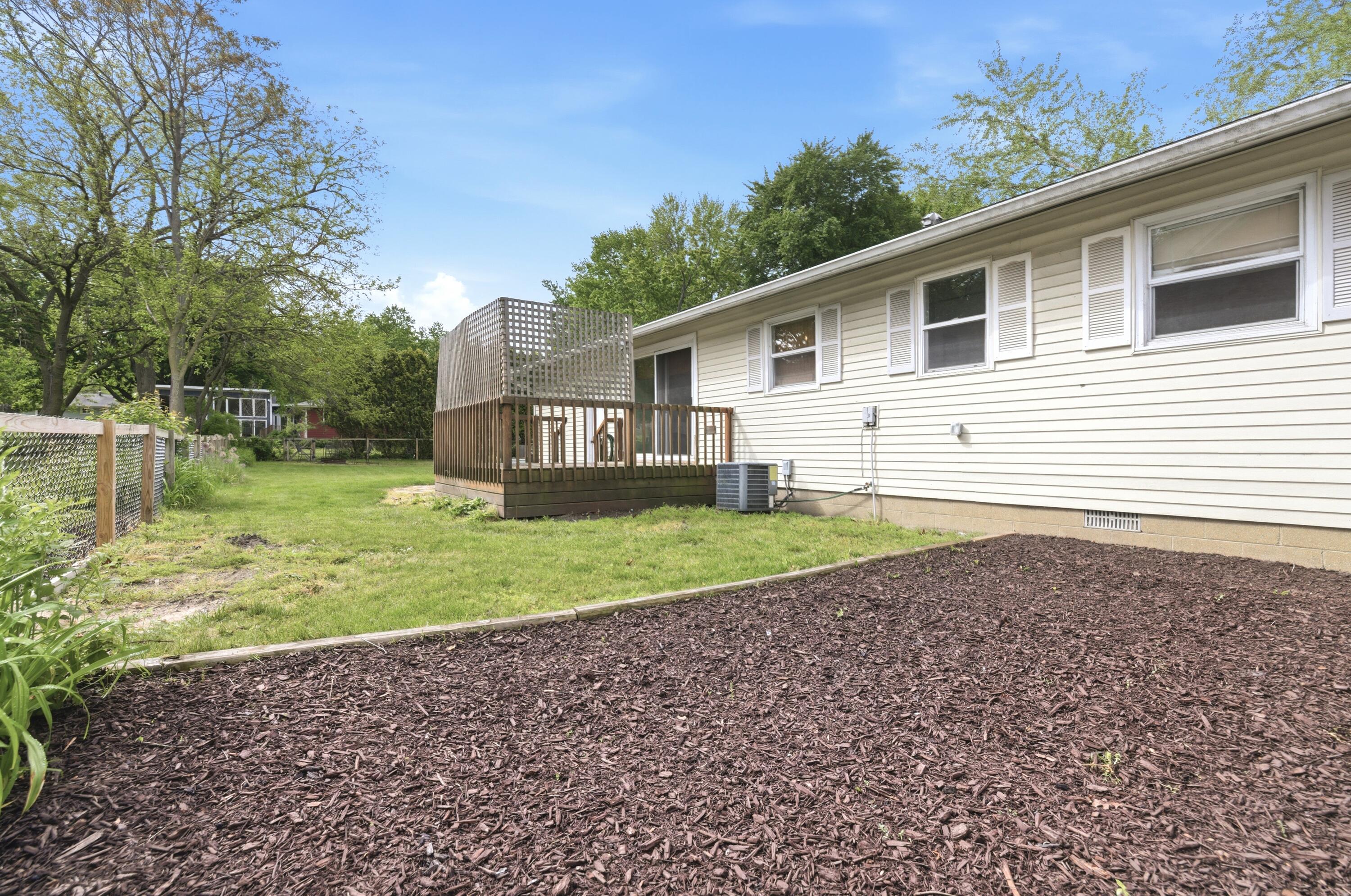 403 S Smith Street New Buffalo MI 49117