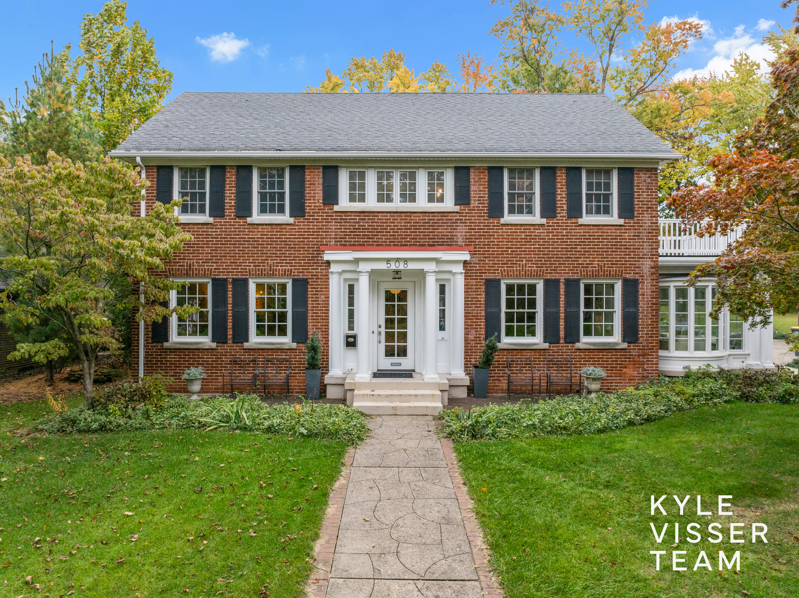 East Grand Rapids MI, 508 Cambridge Boulevard SE