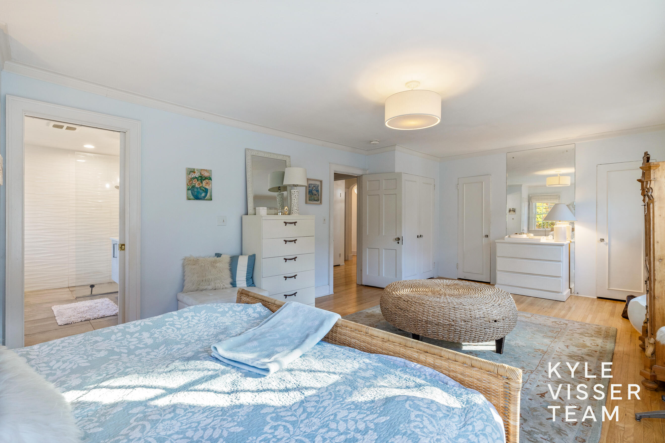 508 Cambridge Boulevard SE East Grand Rapids MI 49506