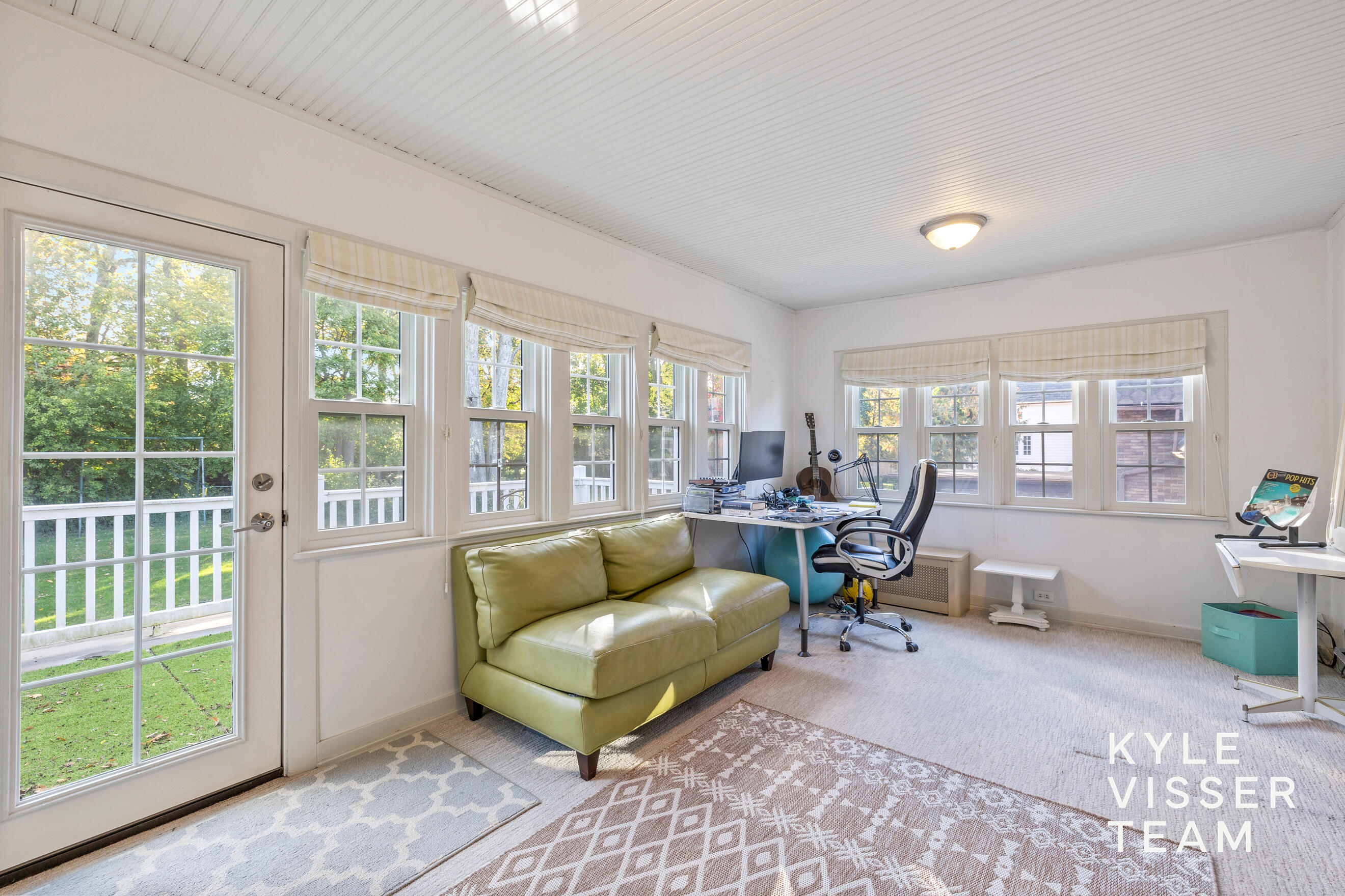 508 Cambridge Boulevard SE East Grand Rapids MI 49506