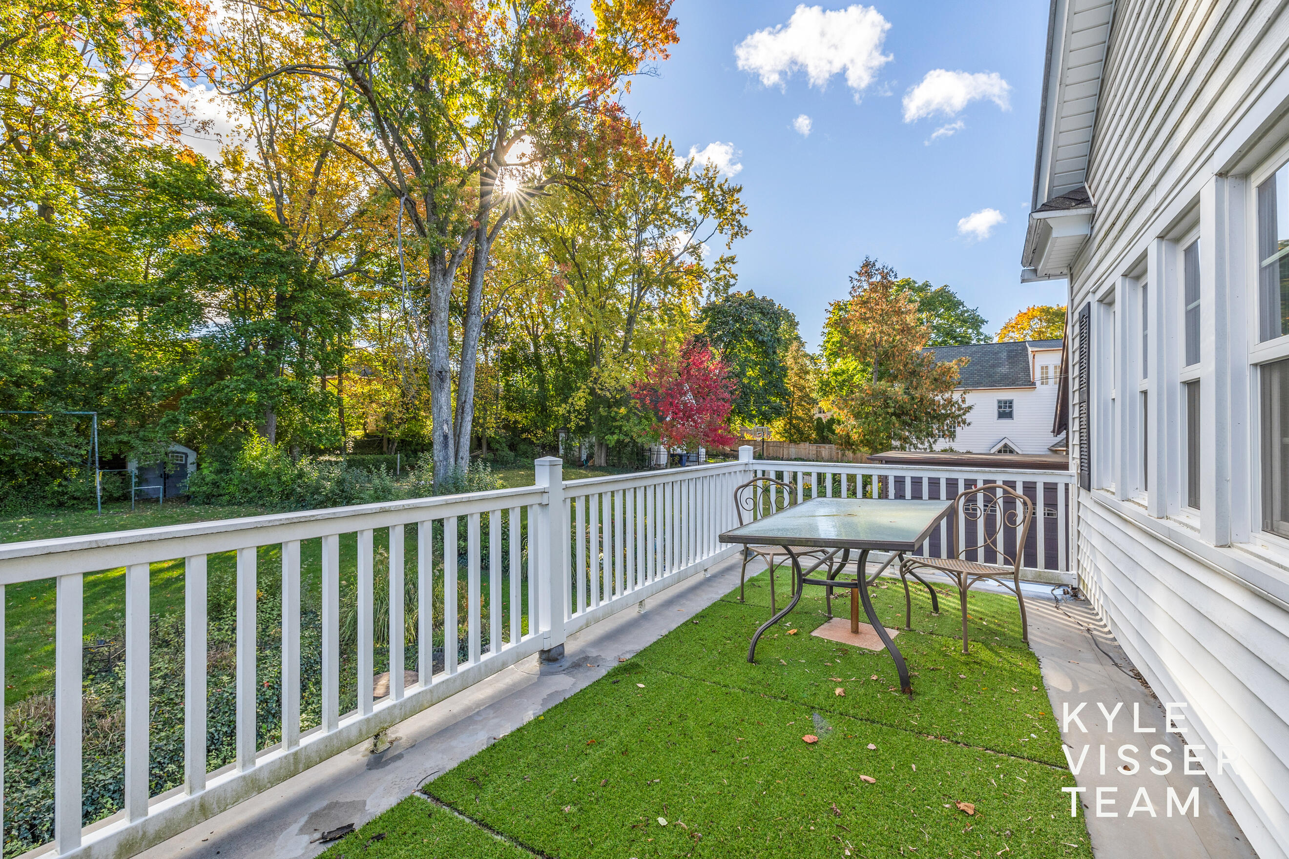 508 Cambridge Boulevard SE East Grand Rapids MI 49506