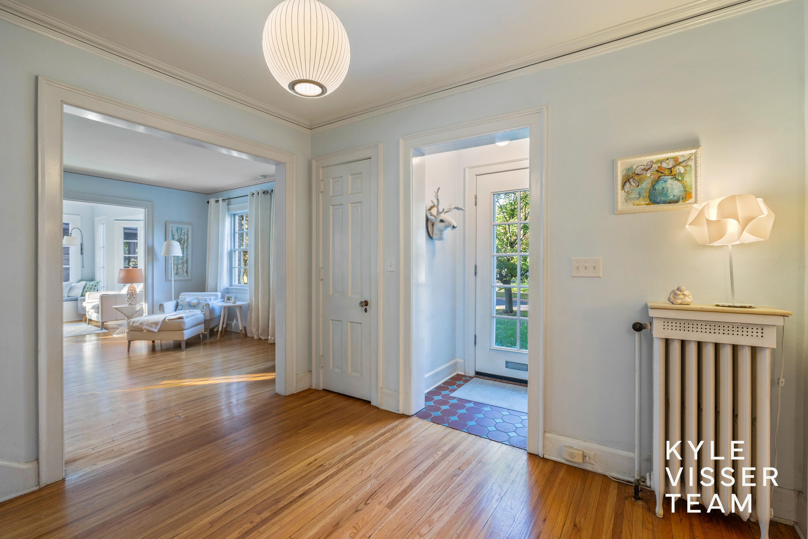 508 Cambridge Boulevard SE East Grand Rapids MI 49506