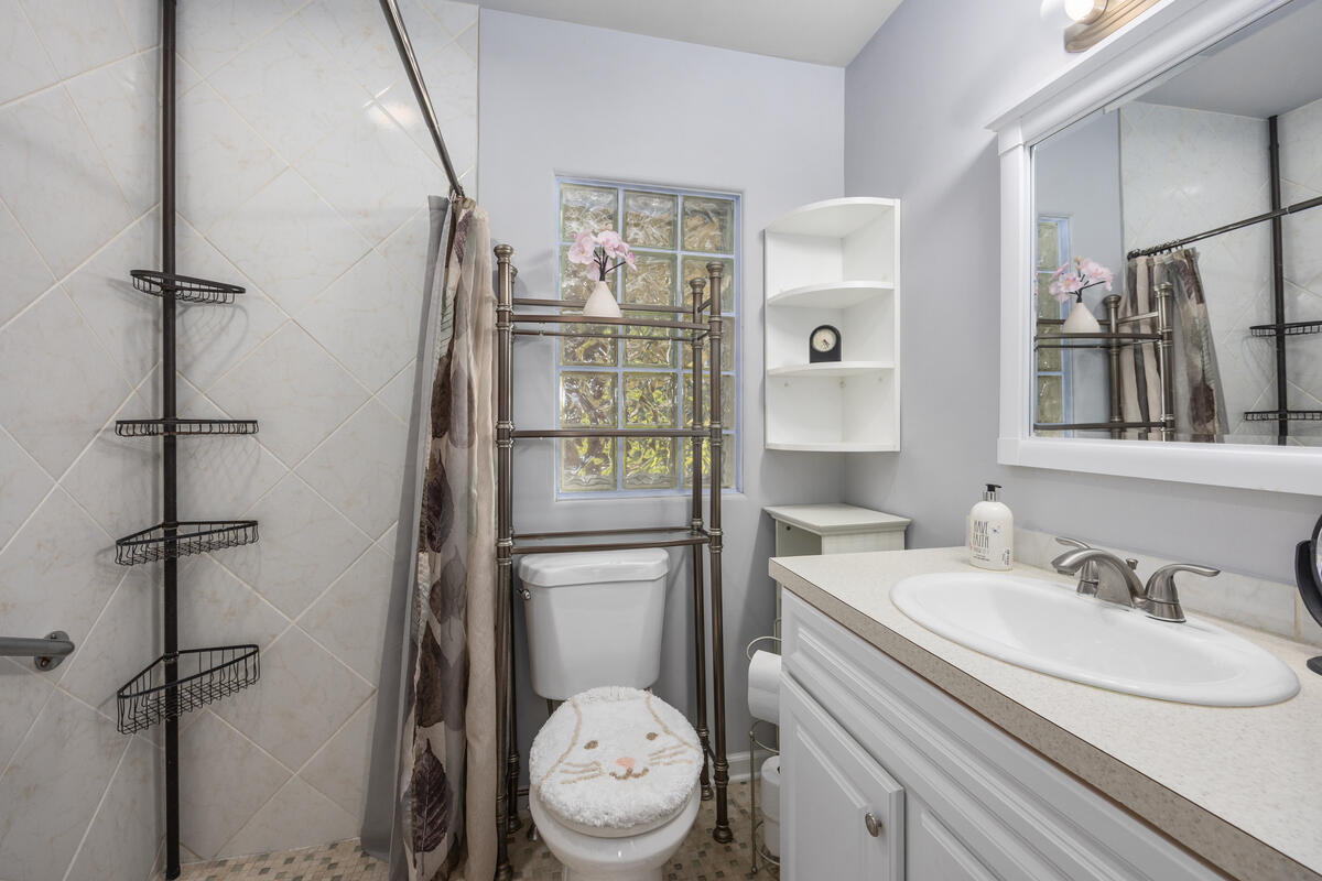 132 Morningside Drive SE Grand Rapids MI 49506