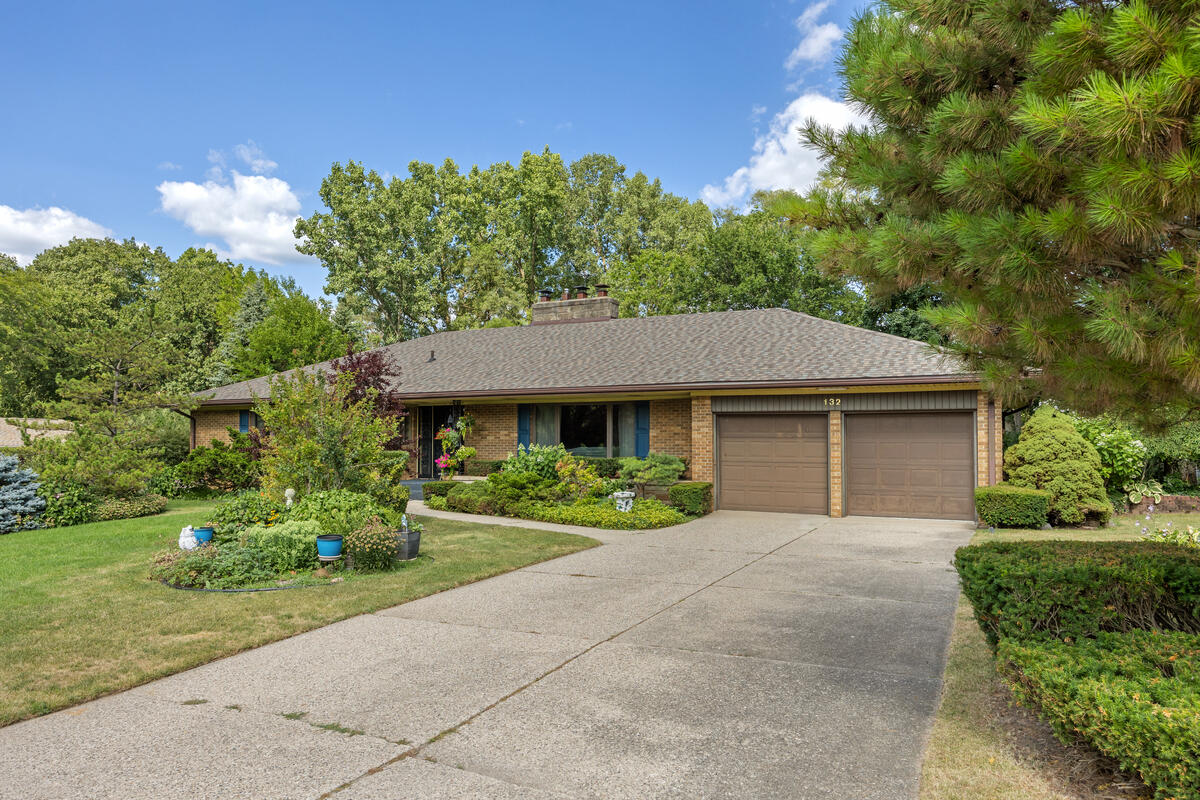 132 Morningside Drive SE Grand Rapids MI 49506