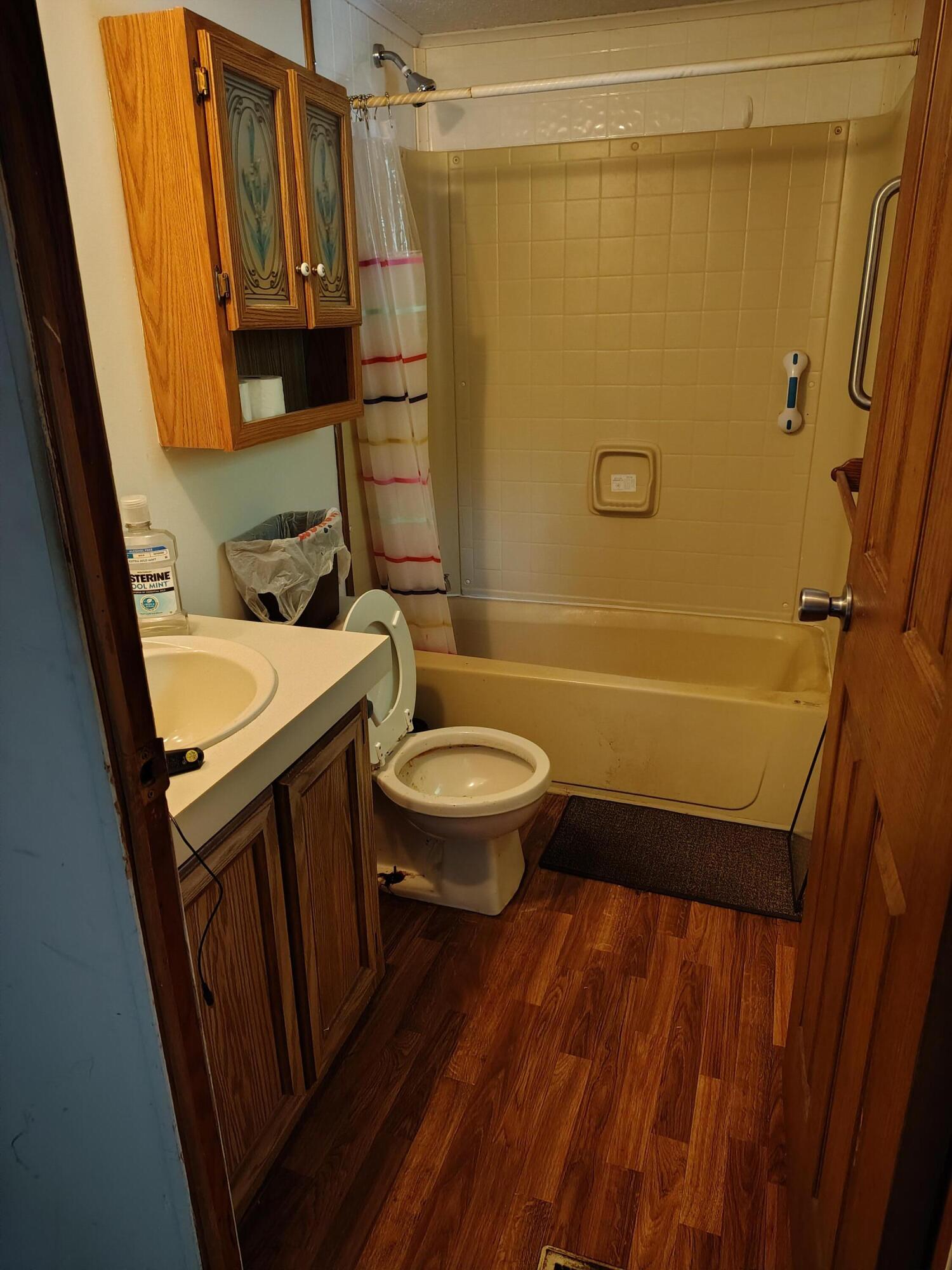 2701 Huizenga Street Norton Shores MI 49444