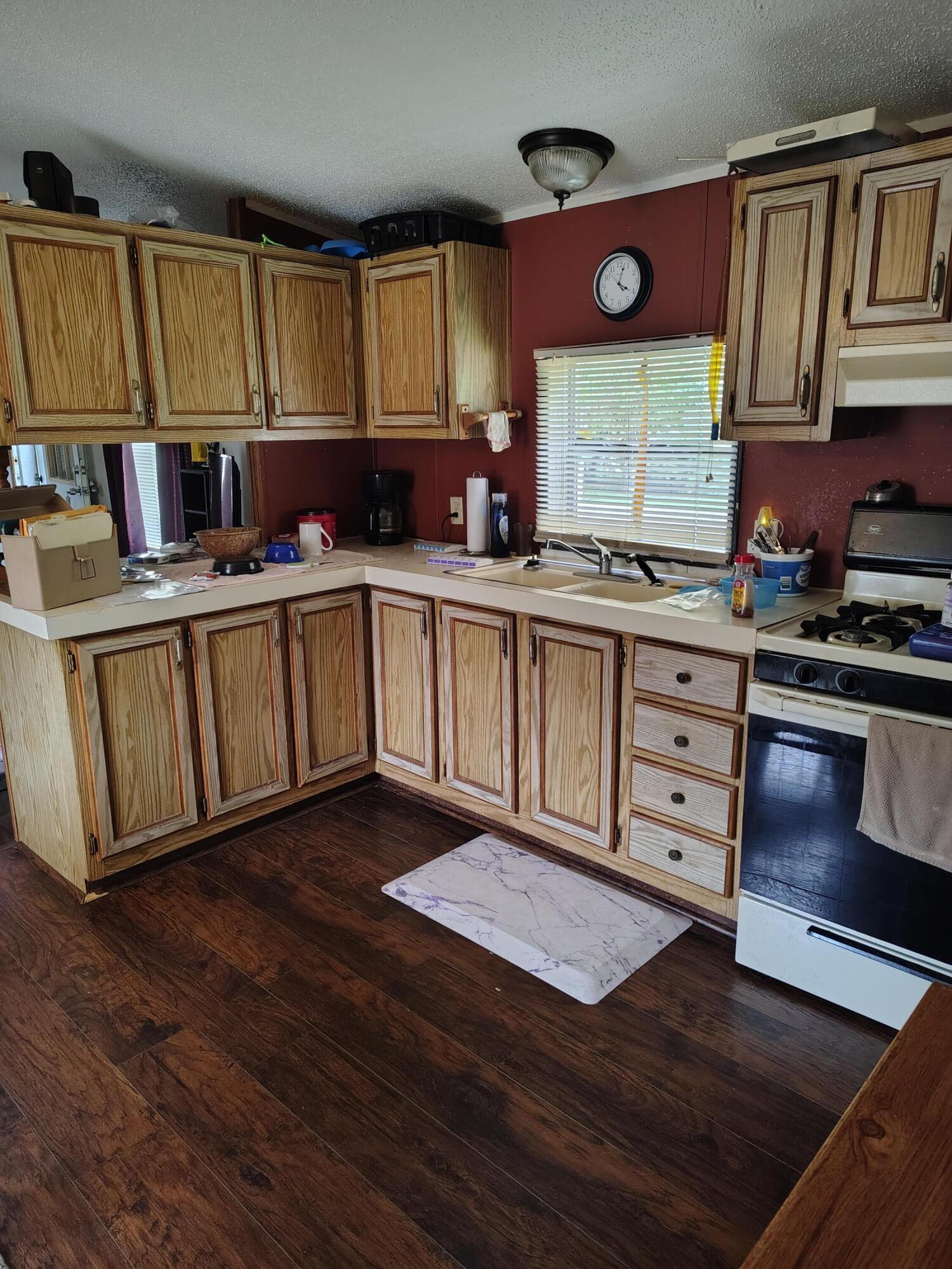 2701 Huizenga Street Norton Shores MI 49444
