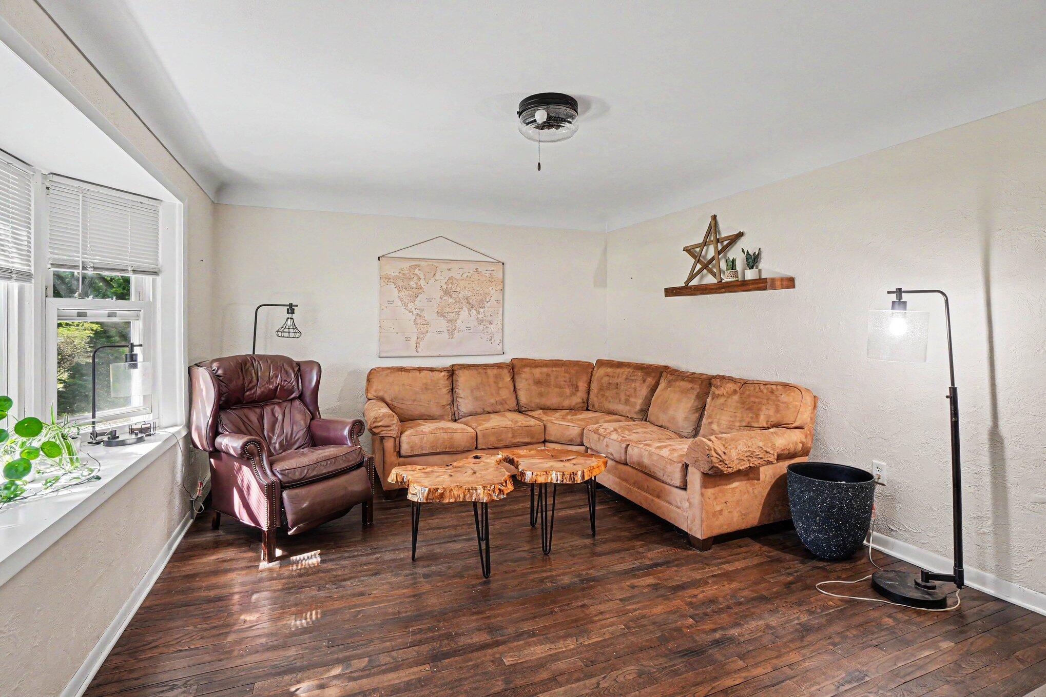 367 Lane Avenue Holland MI 49423