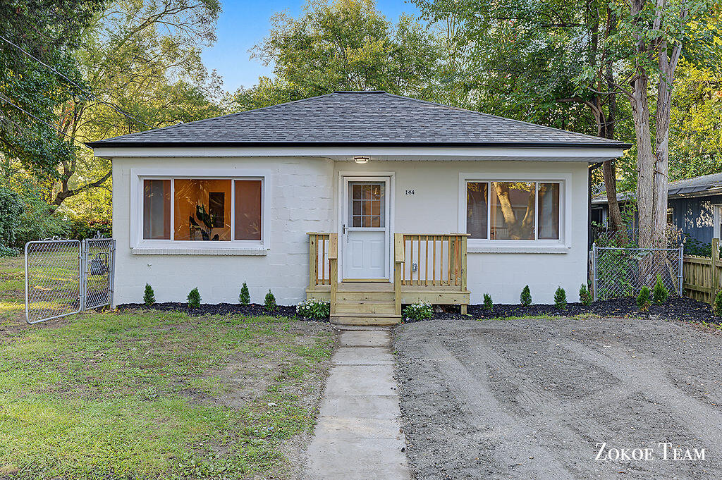 144 Kenton Street SE Grand Rapids MI 49548
