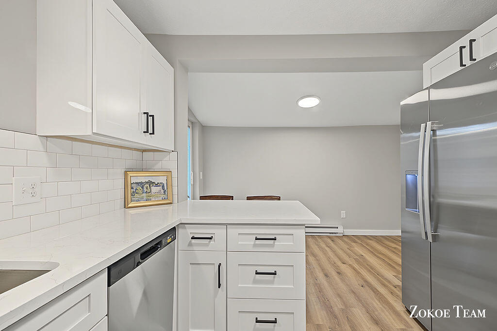 144 Kenton Street SE Grand Rapids MI 49548