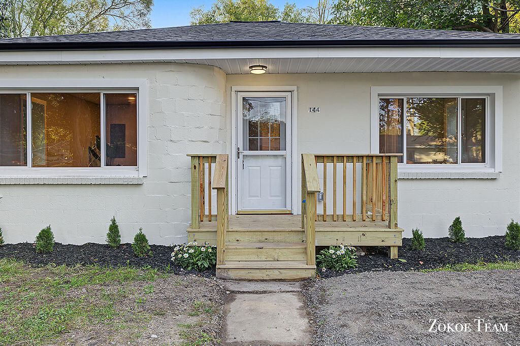 144 Kenton Street SE Grand Rapids MI 49548
