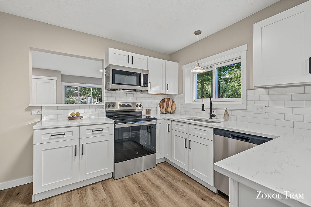 144 Kenton Street SE Grand Rapids MI 49548