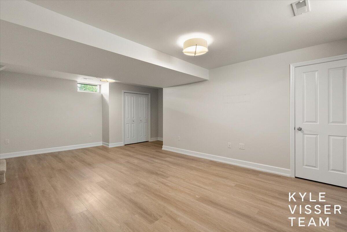 7007 Goldenrod Avenue NE Rockford MI 49341